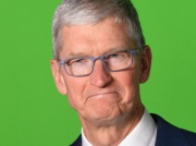 Wiemy, ile rynku wyrwał Apple Vision Pro. Tim Cook może mieć duży problem