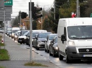 Oto kto najczęściej przyjeżdża samochodem do Warszawy. Przyjezdni winni korków?