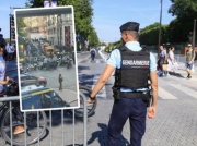 Atak w centrum Paryża. Policjant został ranny