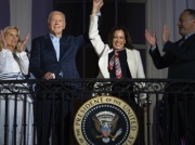 Joe Biden oficjalnie poparł Kamalę Harris