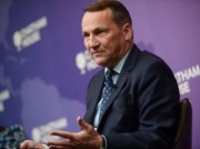 "Szok i niedowierzanie". Sikorski znów apeluje do prezydenta