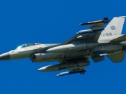 Ukraina nie użyje myśliwców F-16 na froncie. Szef armii podał powód