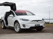 Używana Tesla Model X – poradnik kupującego. Typowe usterki, sytuacja rynkowa