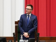 Zaskakująca sytuacja w Sejmie. Posłowie wstali i zaczęli śpiewać