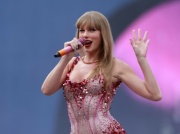 Taylor Swift zaskoczyła fanów słowami po polsku. Tak zaczął się jej pierwszy koncert