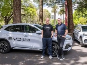 Uber kupuje 100 tys. aut elektrycznych. Prosto z Chin