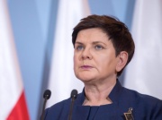 „Niedyskrecje”. Kto zastąpi Trzaskowskiego? „Królowa” Szydło w niełasce