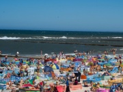 Polacy we Władysławowie przeszli samych siebie. O tym, co robili na plaży, mówi cała Polska