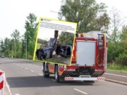 Tragiczny wypadek. Auto owinęło się wokół drzewa