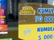 Polak wygrał gigantyczne pieniądze w Eurojackpot. Wiemy, gdzie kupił los