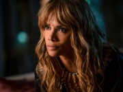 Halle Berry wymienia obrażenia doznane na planach filmowych. Aż 10 złamanych kości!