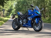 Suzuki GSX-8R to motocykl, który chcecie mieć. Jest mistrzem w każdej kategorii