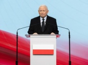 Kaczyński i PiS tkwią w paradoksie. „Może wykorzystywać i rozgrywać sytuację”