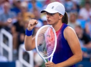 WTA 1000 w Cincinnati: Ponad 2,5 godziny gry! Świątek w półfinale po emocjonującym starciu z Andriejewą!