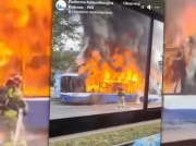 Czarny dym nad Krakowem. Spłonął autobus komunikacji miejskiej