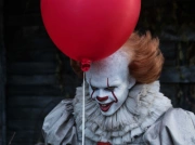 Najlepsze filmy i seriale Bill Skarsgårda. Pennywise poza podium!