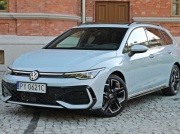 Volkswagen Golf 8 po liftingu z bliska – pierwsze wrażenia