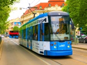 Kraków pokazał jak to robić. Stary tramwaj, a chłodzi jak nowy