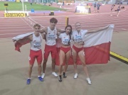 Polska sztafeta mieszana 4x400m ze srebrnym medalem Mistrzostw Świata Juniorów