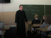 80 proc. uczniów chodzi na lekcje religii. Krakowska kuria podała dane