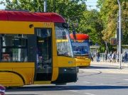 Darmowe bilety na komunikację miejską w Warszawie. Jak je zdobyć?