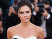 Victoria Beckham zamieniła hejt w marketingowy sukces. Była Spice Girl wypuściła koszulkę z prowokacyjnym napisem