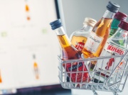 Alkohol przez internet w Polsce. Niespodziewany zwrot akcji