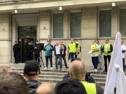 Protestujący związkowcy złożyli petycję w MAP. Mają 6 postulatów