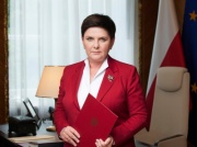 Szydło: Tusk igra z prawem i za nic ma praworządność