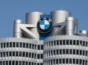 Duży problem BMW. 1,5 mln samochodów do naprawy, zysk w dół