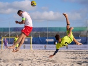 Beach soccer: Biało-Czerwoni zagrają w ćwierćfinale! Sensacyjna porażka Polek