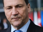 Stanowczy Sikorski, zdenerwowany Zełenski. Zaskakujące kulisy spotkania w Kijowie