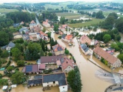 Setki zamkniętych szkół. 