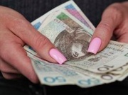 Babciowe 2024. Zostało już tylko 12 dni. Jak złożyć wniosek? Wyjaśniamy [KROK PO KROKU]