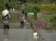 „Eko-fanatykom powódź niestraszna”. Interia uderza w ideologię klimatyzmu