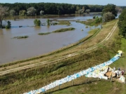 Powódź nie odpuszcza. Ryzyko przelania się Odry przez wał w Głogowie