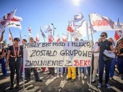 "Miało być miód i mleko, zostało grupowe zwolnienie". Protest pracowników w Łodzi