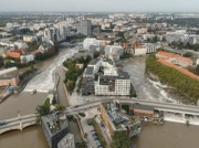 Paraliż Wrocławia po powodzi. Kierowcy utknęli w ogromnych korkach