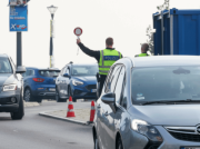 Przywracają kontrole na granicy z Niemcami. Setki osób zawróconych, nastaw się na utrudnienia