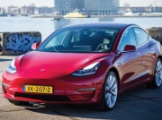 Indicata: Przygotujcie się na ZALEW tanich Tesli Model 3 z Holandii. Używane, obniżą ceny wszystkich elektryków