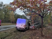 Zderzenie kilku pojazdów na drodze krajowej nr 10