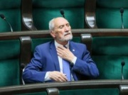 Macierewicz odpowiedział na raport MON. Padły mocne słowa