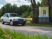 Mercedes 190E W201 1985 – 119000 PLN – Dębe Wielkie