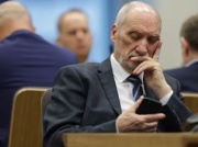 Policja sprawdza, czy Macierewicz złamał prawo. Media: Rajd byłego ministra ulicami Warszawy