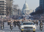 Inauguracja prezydenta USA krok po kroku. Tej tradycji Trump nie dochował