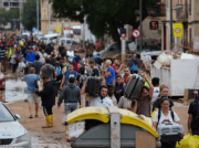 Zalane lotnisko, czerwony alert i ponad 200 ofiar śmiertelnych. Kataklizm przetacza się przez Hiszpanię