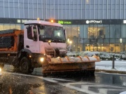 Ponad 90 pługosyparek, 4,5 tys. ton soli, 1000 ton kruszywa – Wrocław gotowy na pierwszy śnieg.