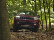 Jeep tnie ceny samochodów na rynku amerykańskim. Nowy Wagoneer nawet 7000 dolarów tańszy