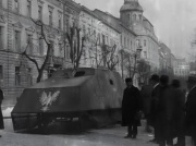 7 listopada 1918 roku ukończono tank Piłsudskiego