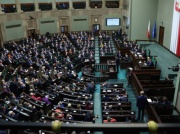 Sejm znowelizował budżet. Rośnie deficyt